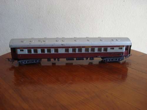 LIMA HO SCALE SAR TRANS KAROO COACHES X 4