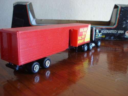 SHINSEI 4165 HO HAULERS PETERBILT REFREGERATED VAN
