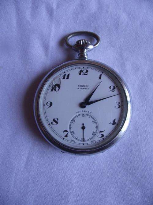 STUNNING VINTAGE BENTLEY 15 JEWELS INCABLOC POCKET WATCH IN WORKING ORDER