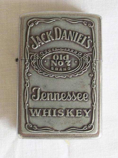UNUSUAL "JACK DANIEL'S" DETAILED GENTS ZIPPO LIGHTER, IN PERFECT WORKING CONDITION