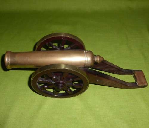 WEIGHS OVER 1,7KG's!!! Solid Brass Canon! 11cm Wide x 34cm in Length