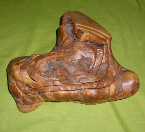 RARE!!! Pear Wood? Set of Nesting Bowls