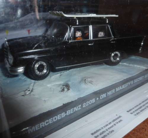JAMES BOND 007!!! Mercedes-Benz 220S (ON HER MAJESTY'S SECRET SERVICE)