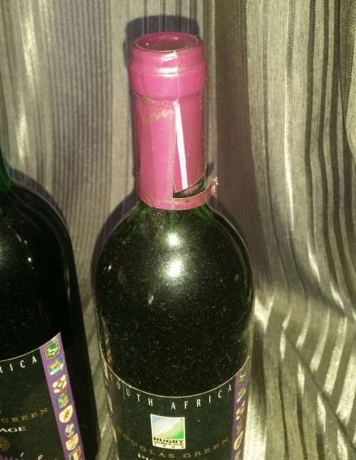 1995 RUGBY WORLD CUP!!! One Bid for 3x Bottles of Pinotage
