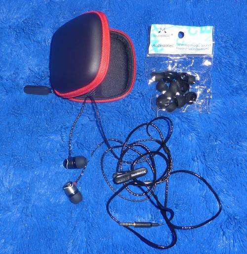 Brand New SoundMAGIC Earphones + Accessories in Case - FREE POSTAGE!