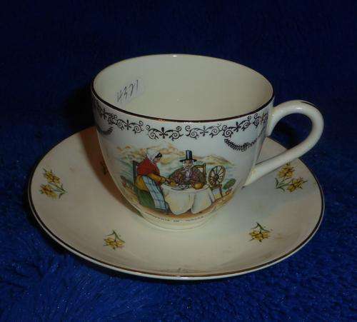 VICTORIA POTTERY FENTON, ENGLAND Duo