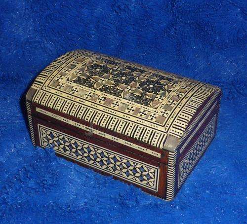 Hand-Made Mother-of-Pearl Inlay Wooden Jewellery Box