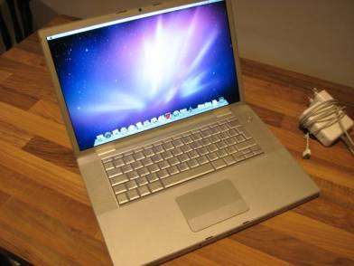 Macbook Pro 15" Early 2007 model for sale