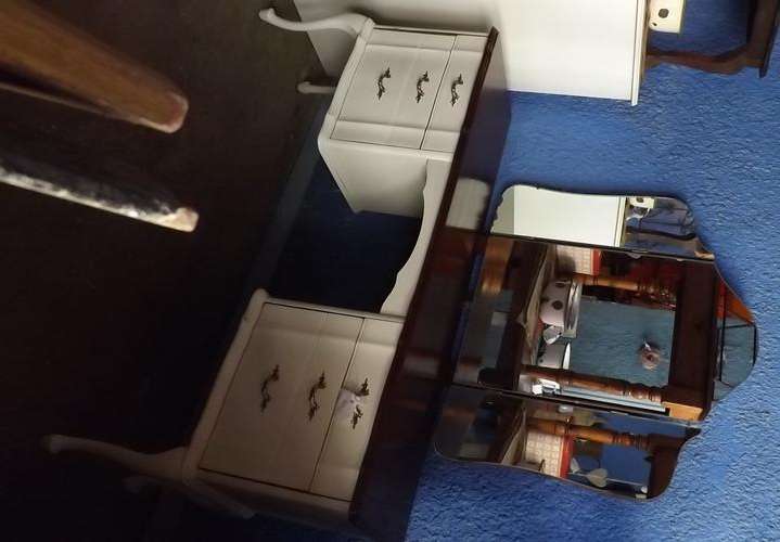 dressing table