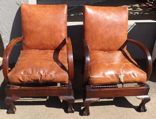 set of 2 ball & claw loungers