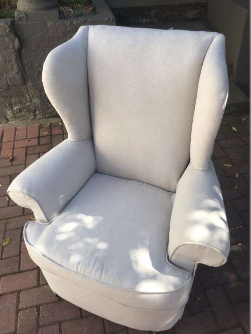 Wingback rocker chair - REDUCED TO GO.
