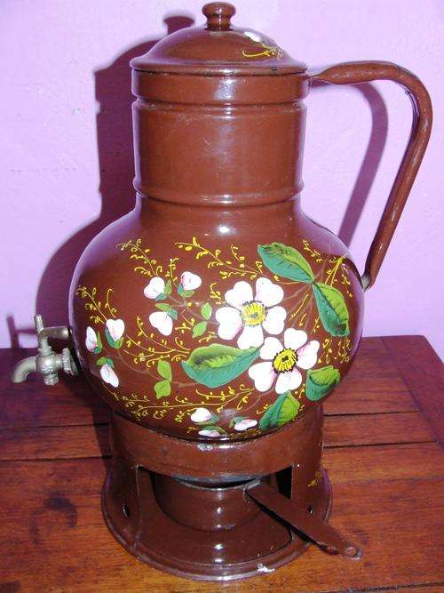 Brown ENAMEL KONFOOR