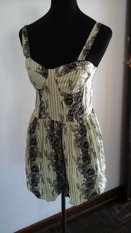 Size 32-34 green black and white funky floral jumpsuit