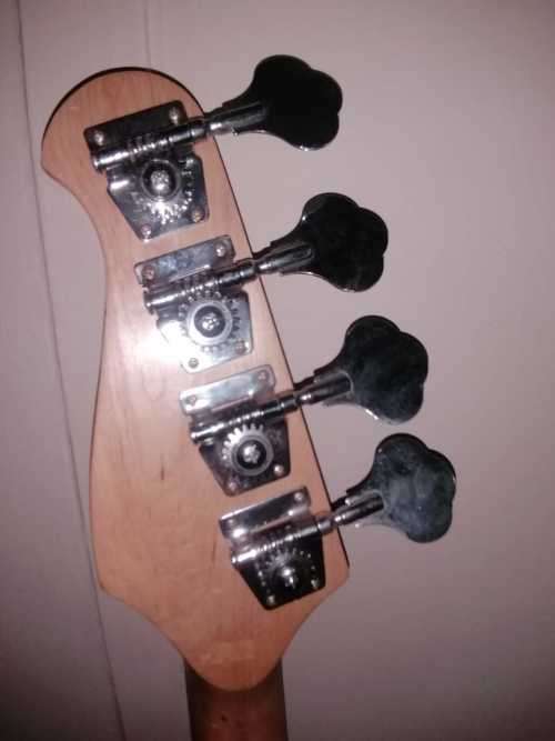 Trilogy Bass Guitar (not working)