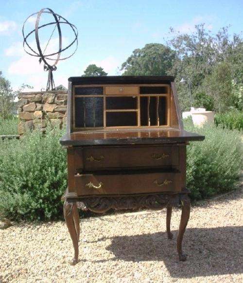 Pretty Queen Anne style Writing Bureau