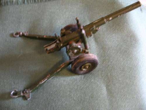 The Crescent Toy Co. Ltd. Field Gun