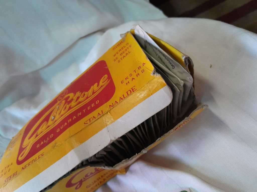 Box of Gallo gramophone needles