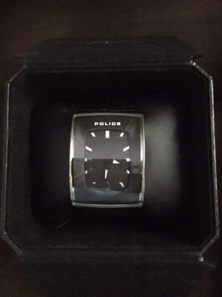 POLICE LEATHER WATCH