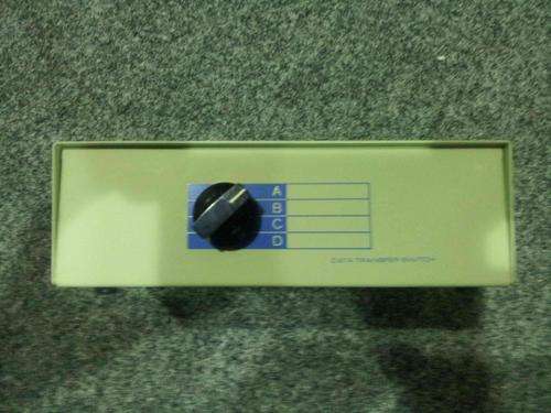 VGA DATA SWITCH 4 CHANNEL