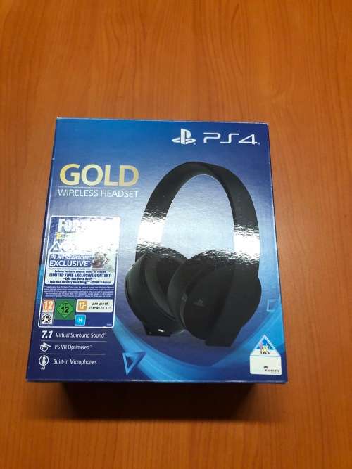 Playstation 4 Gold Wireless Headset Black Boxed Like New!