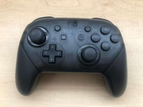 Official Nintendo Switch Pro Controller Immaculate Condition!