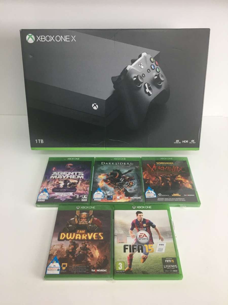 Xbox One X 1TB Boxed Plus One Controller, 5 Games And Console Stand Great Condition!