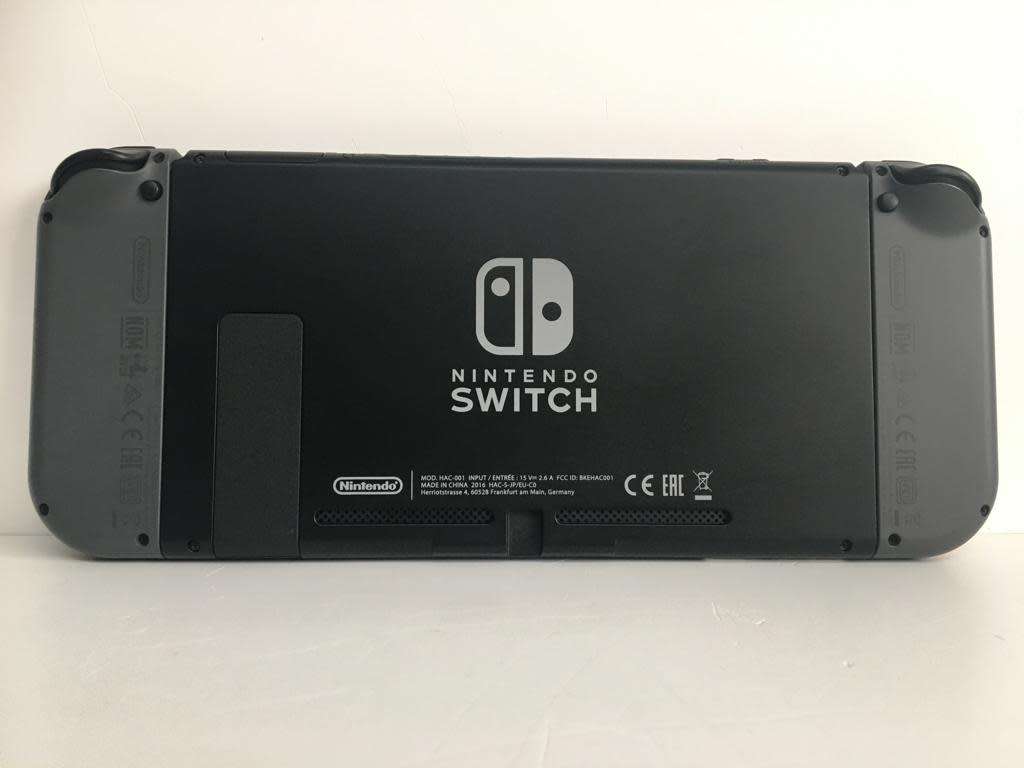 Nintendo Switch V1 Model HAC-001 Grey With Accessories Great Condition!
