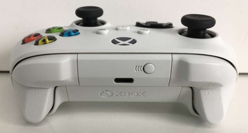 Xbox Series Wireless Controller White ( Model 1914 ) Like New!
