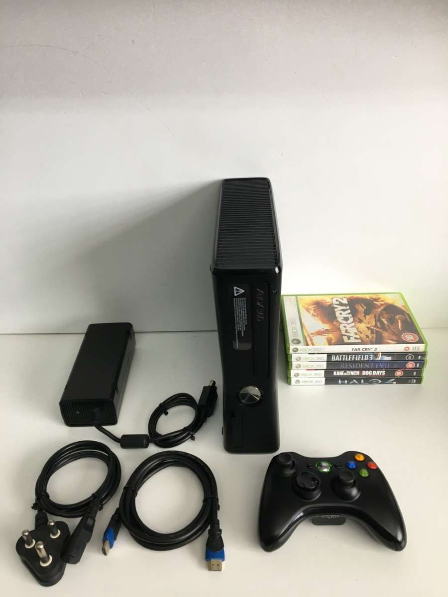 Xbox 360 Slim 250GB Boxed With Controller, PSU And 5 Game Titles Great Condition!