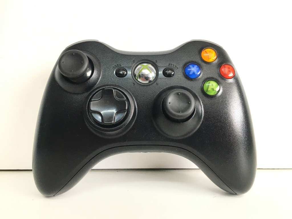 Xbox 360 Slim 250GB Boxed With Controller, PSU And 5 Game Titles Great Condition!