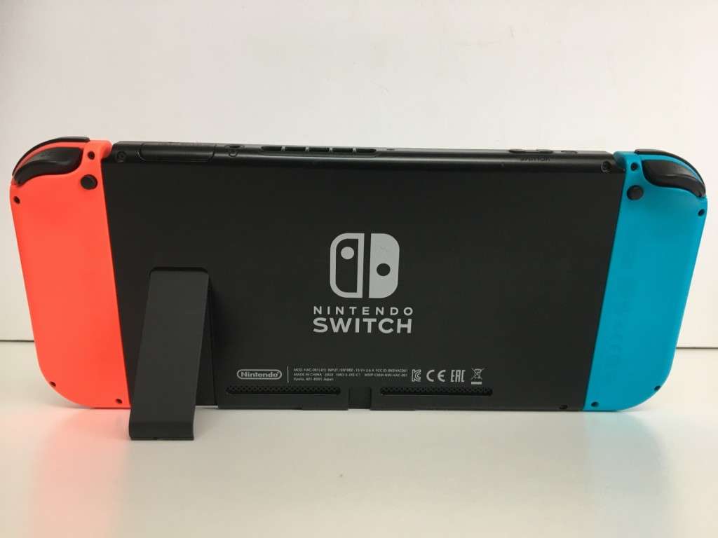 Nintendo Switch V2 32GB Game Console Black With Blue/Red Joy-con Overall Good Condition!