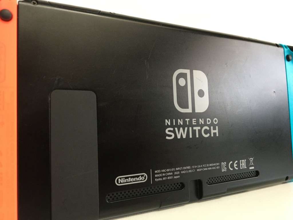 Nintendo Switch V2 32GB Game Console Black With Blue/Red Joy-con Overall Good Condition!