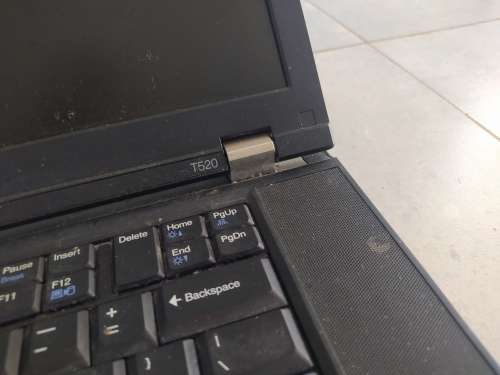 i5 320gb Lenovo ThinkPad T520 please read