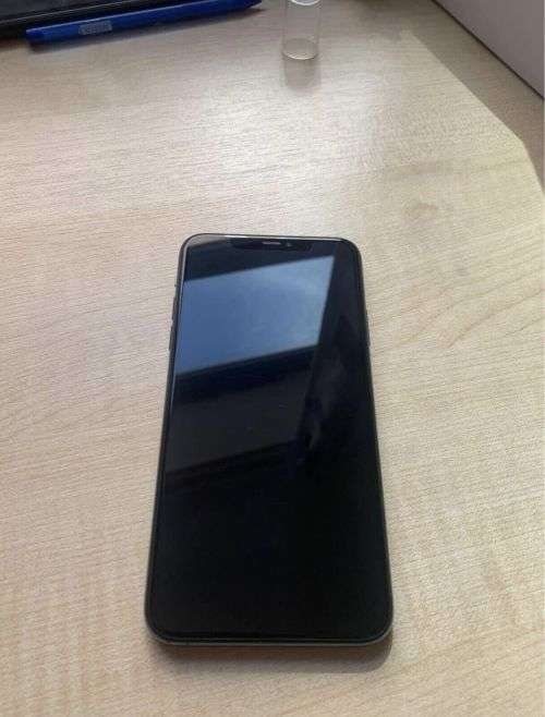 Apple iPhone 11 Pro Max 64GB Unlocked - Excellent Condition