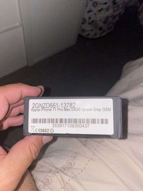 Apple iPhone 11 Pro Max 64GB Unlocked - Excellent Condition