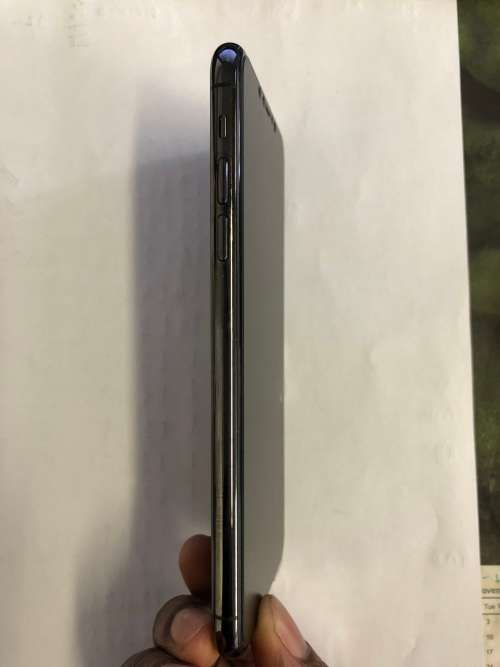 Apple iPhone 11 Pro Max 64GB Unlocked - Excellent Condition