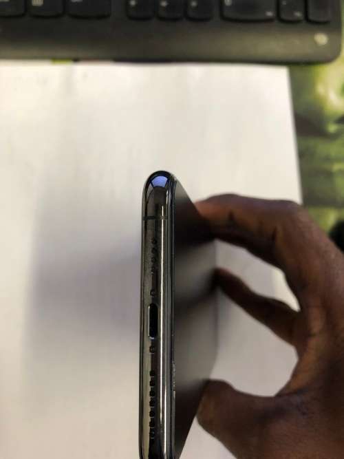 Apple iPhone 11 Pro Max 64GB Unlocked - Excellent Condition