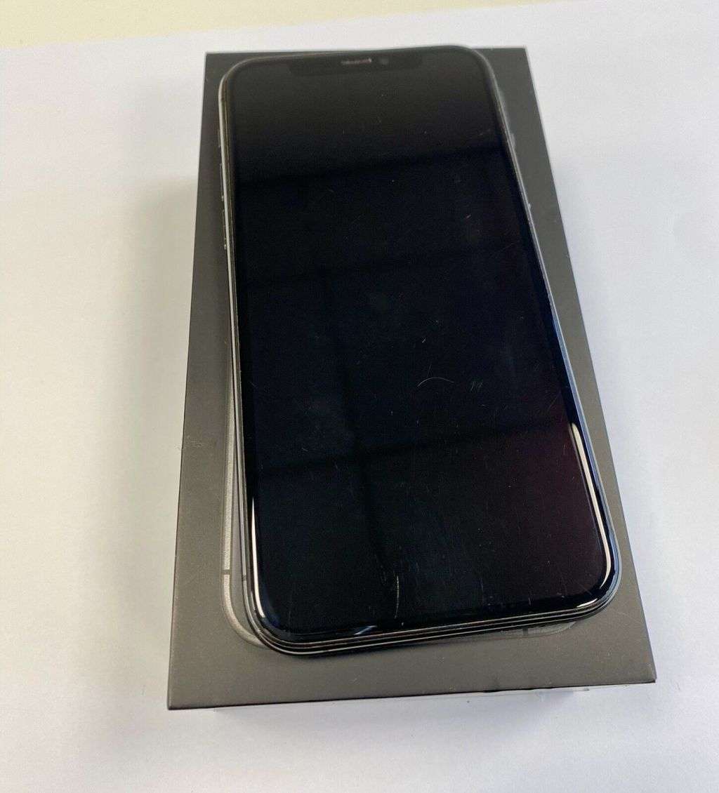 iPhone 11 Pro - 256GB - Space Grey (Unlocked) With Accessories