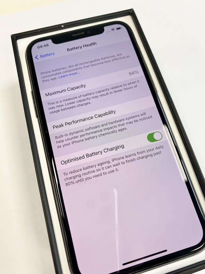 iPhone 11 Pro - 256GB - Space Grey (Unlocked) With Accessories