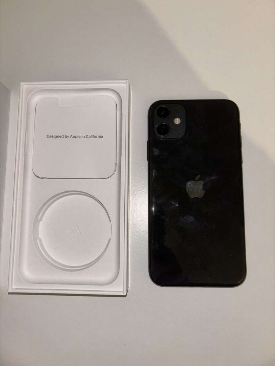 iPhone 11 64GB -  Black OR White (Prestine Conditions - unlocked)