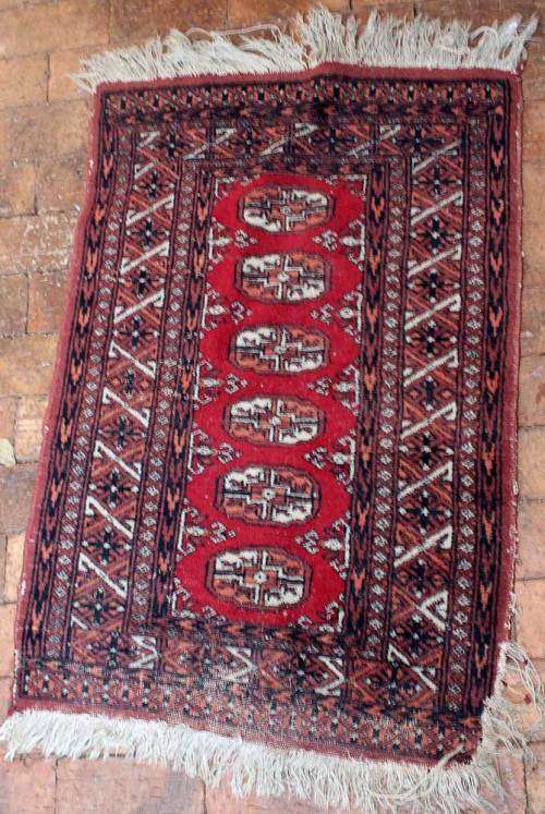 Llovely hand-knotted Afghan Oriental rug.