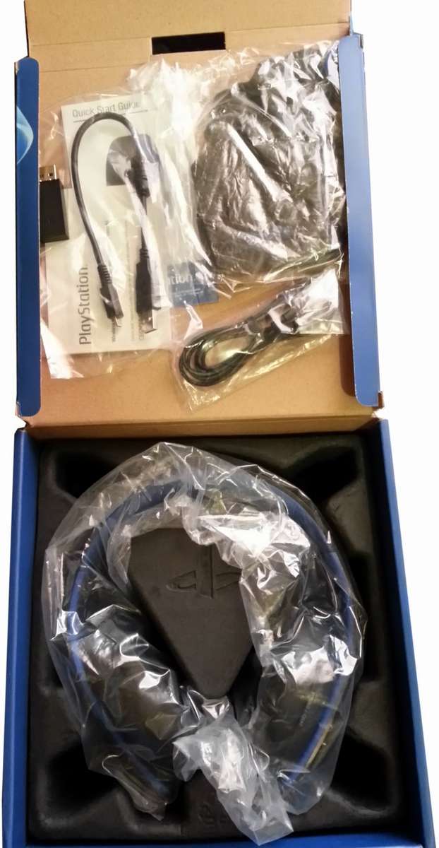 Sony Gold Wireless Stereo Headset for Playstation 4 (PS4) CECHYA-0083