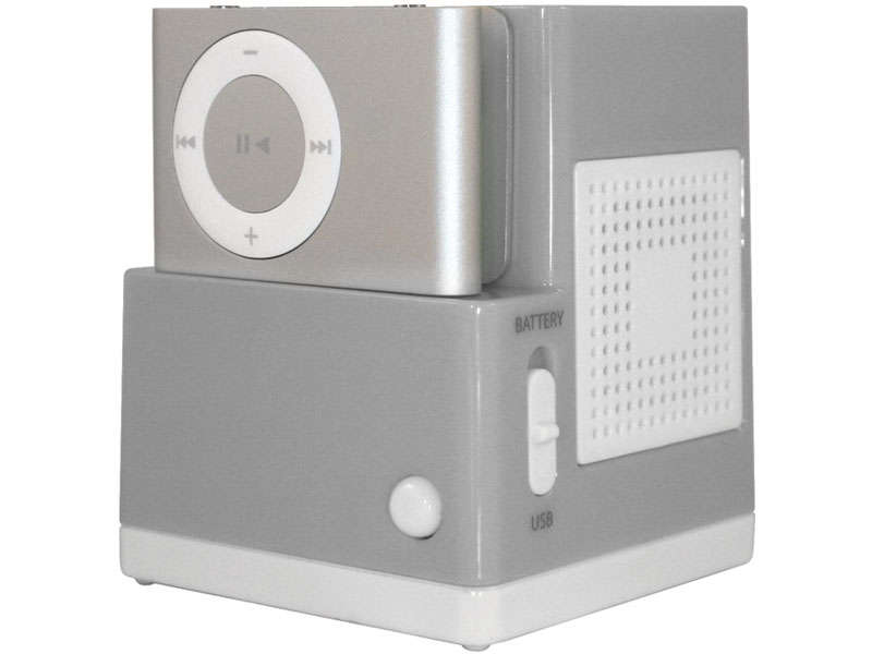 Shuffle speaker silver