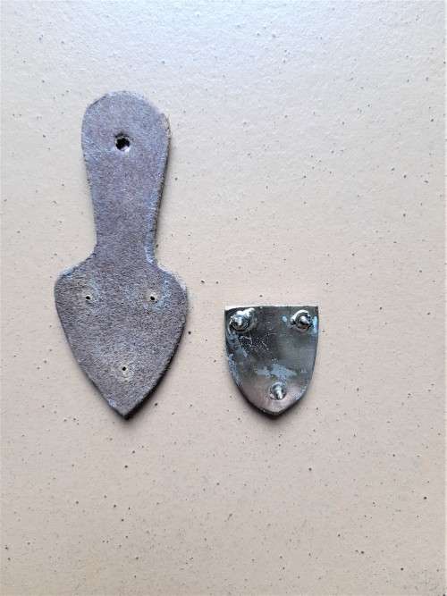 2 Recce FOB. PostNet for buyer.