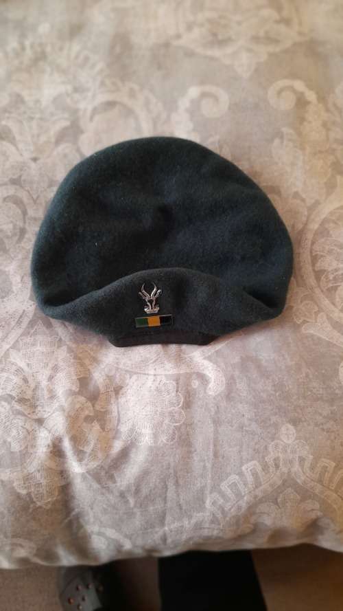 Infantry Beret, Green/Yellow/Black Balkie. Buyer pay PostNet