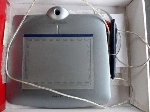 GENIUS WIZARDPEN 5X4. 5.5" X 4" TABLET WITH CORDLESS PEN DEVICE.