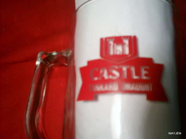CASTLE TANKARD DRAUGHT. BIER FEES-KLEINPLSASIE.
