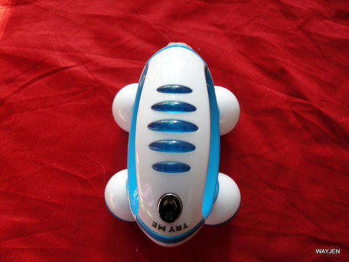 HOMEDICS MASSAGER. BATTERIES INSIDE AND WORKING PERFECTLY.MADE IN CHINA. PM-50-9CTM