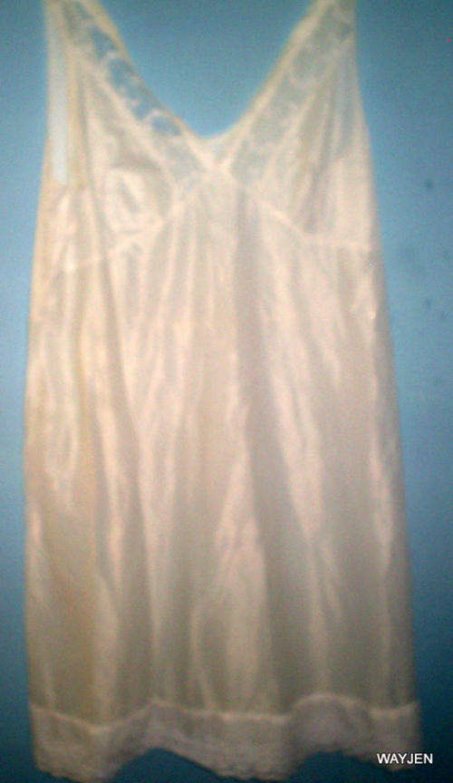VINTAGE FULL LENGTH PETTICOAT.  SIZE 107. WHITE.