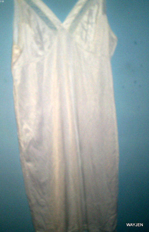 VINTAGE FULL LENGTH PETTICOAT.  SIZE 107. WHITE.